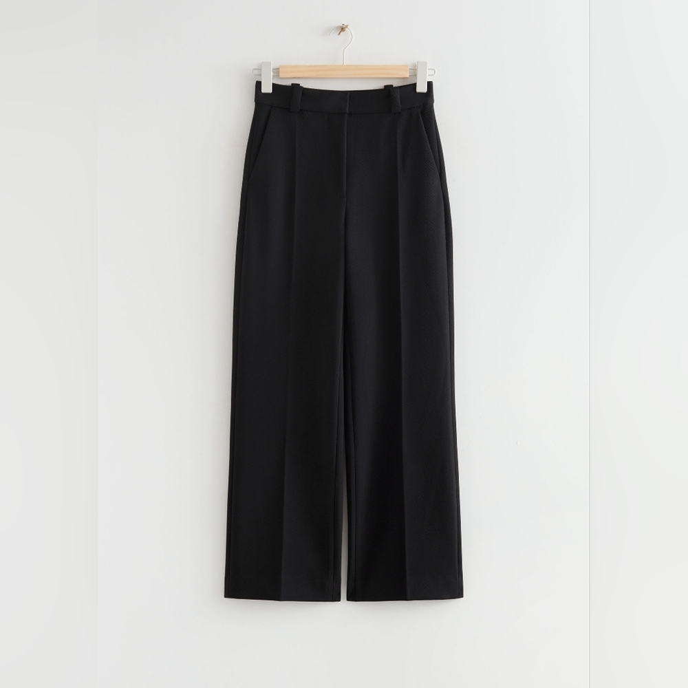 & Other Stories - Relaxed Press Crease Trousers. Size: 6. Black.